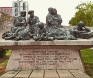 Monument en honneur aux victimes