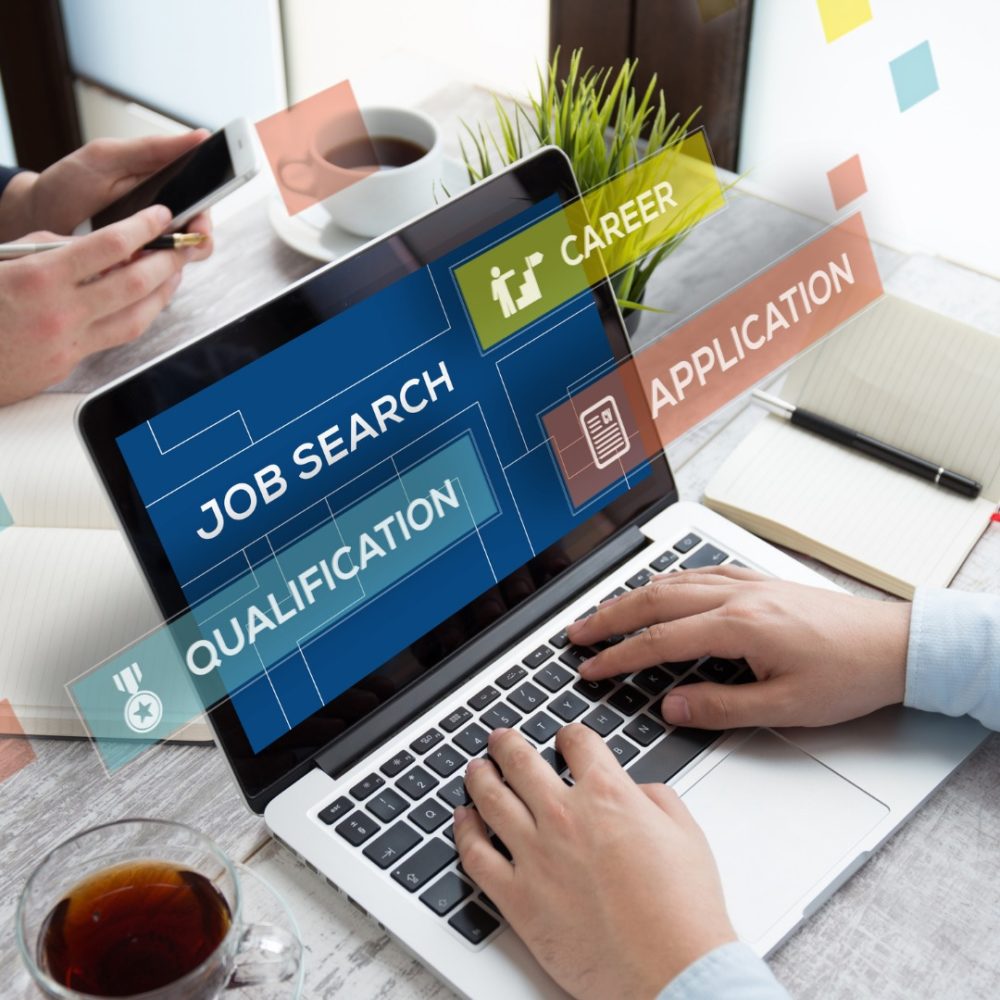 Best Advice to Find a Job in Paris