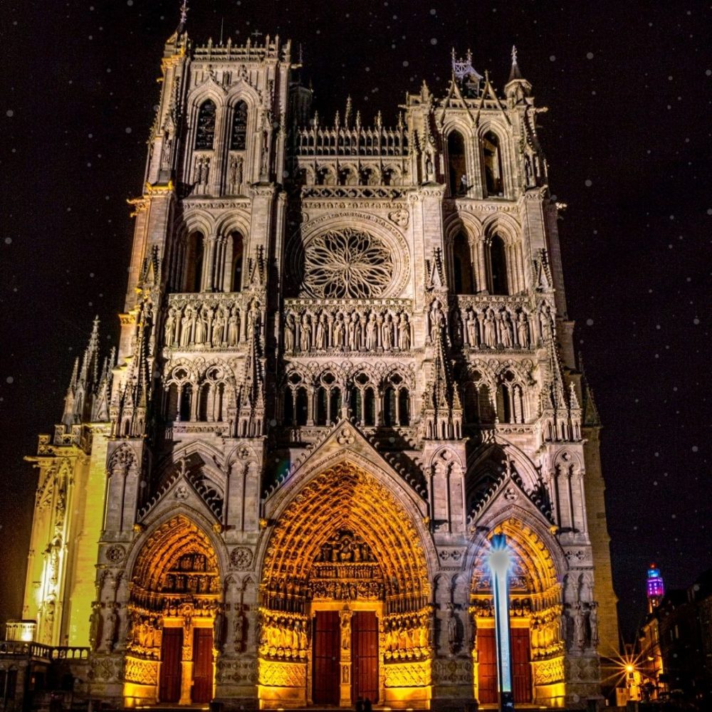 Tyrolienne, marché des créateurs et chalets : ce qu'il faut retenir pour le marché de Noël à Amiens
