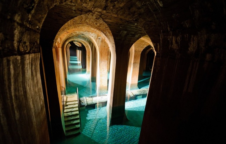 Les 10 trucs insolites cachés sous Paris