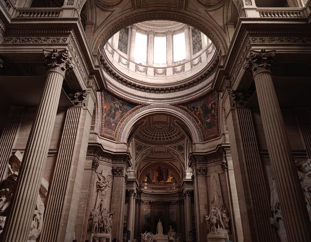 l’intérieur du panthéon