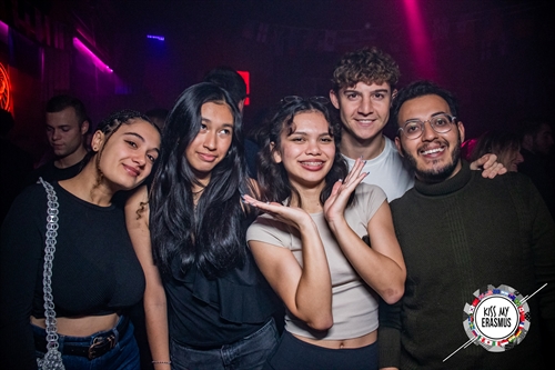 KISS-MY-ERASMUS-251023614