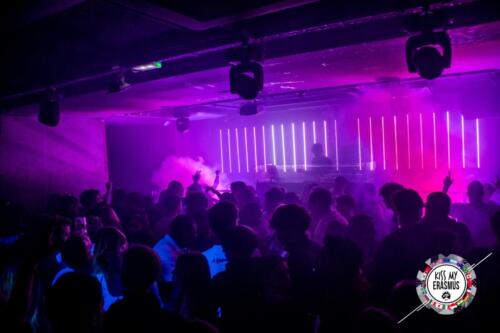 KISS-MY-ERASMUS-11