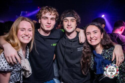KISS-MY-ERASMUS-19