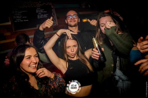 KISS MY ERASMUS @ CAFE OZ (chatelet)