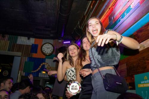 KISS MY ERASMUS @Cafe Oz Chatelet