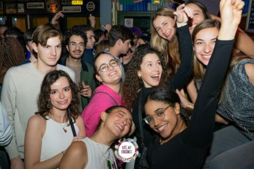 KISS MY ERASMUS @Cafe Oz Chatelet