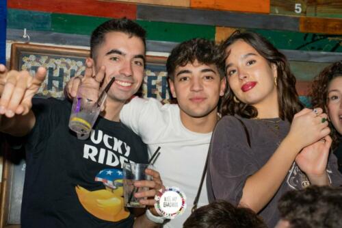 KISS MY ERASMUS @Cafe Oz Chatelet