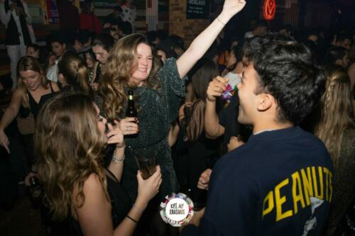 KISS MY ERASMUS @Cafe Oz Chatelet
