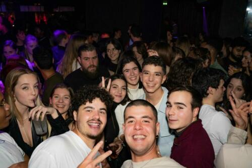 KISS MY ERASMUS @CAFE OZ CHATELET