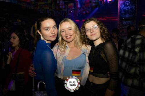 Tuesday Erasmus @Café Oz (Chatelet)