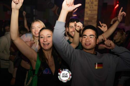 Tuesday Erasmus @Café Oz (Chatelet)