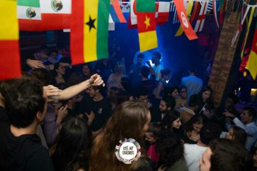 Tuesday Erasmus @Café Oz (Chatelet)
