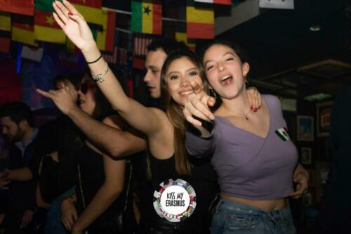 Tuesday Erasmus @Café Oz (Chatelet)