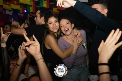 Tuesday Erasmus @Café Oz (Chatelet)