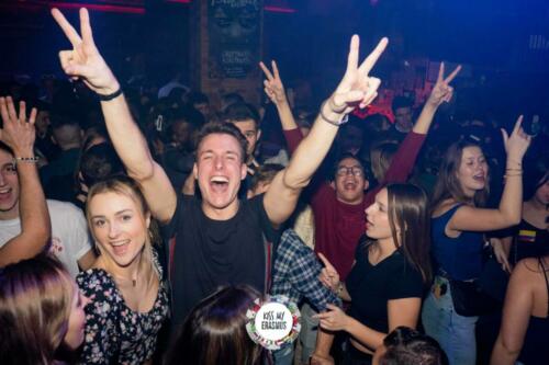 KISS MY ERASMUS @CAFE OZ (Chatelet)