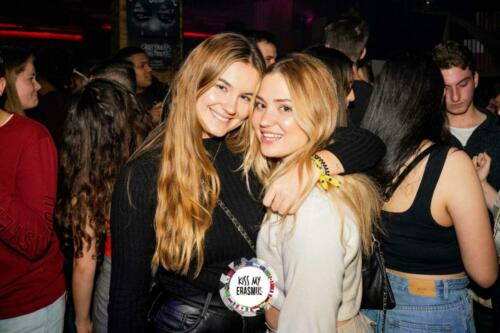 KISS MY ERASMUS @CAFE OZ (Chatelet)