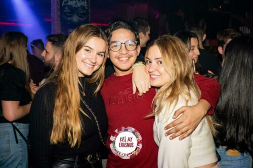 KISS MY ERASMUS @CAFE OZ (Chatelet)