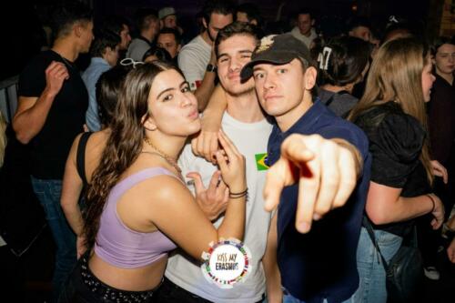KISS MY ERASMUS @CAFE OZ (Chatelet)