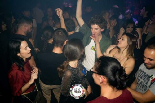 KISS MY ERASMUS @CAFE OZ (Chatelet)