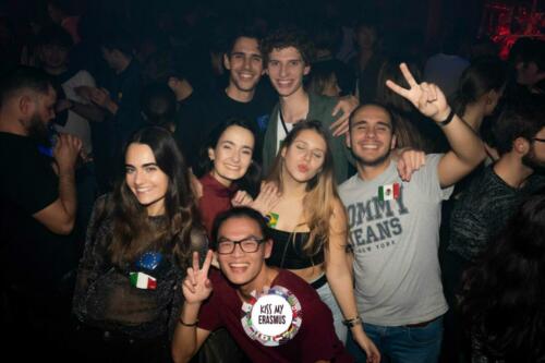 KISS MY ERASMUS @CAFE OZ (Chatelet)