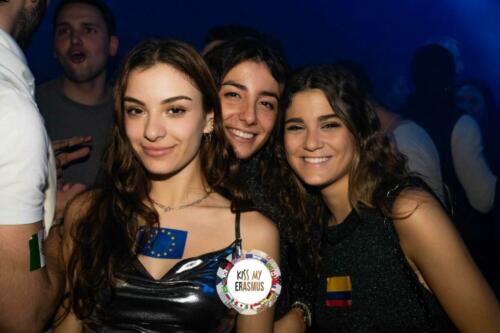 KISS MY ERASMUS @CAFE OZ (Chatelet)
