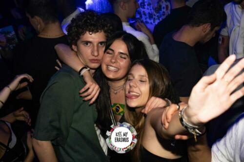 KISS MY ERASMUS @CAFE OZ (Chatelet)