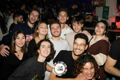 KISS MY ERASMUS @Cafe Oz chatelet