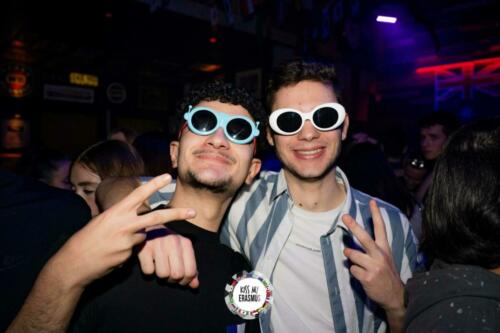 KISS MY ERASMUS @Cafe Oz chatelet