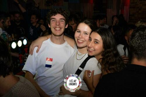 Kiss my Erasmus @Café Oz Chatelet
