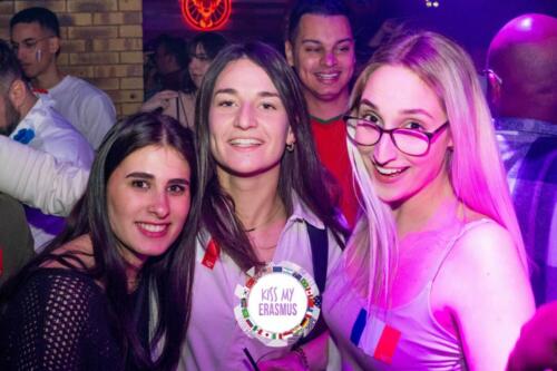 Kiss my Erasmus @Café Oz Chatelet