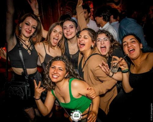 KISS MY ERASMUS @ CAFE OZ (chatelet)