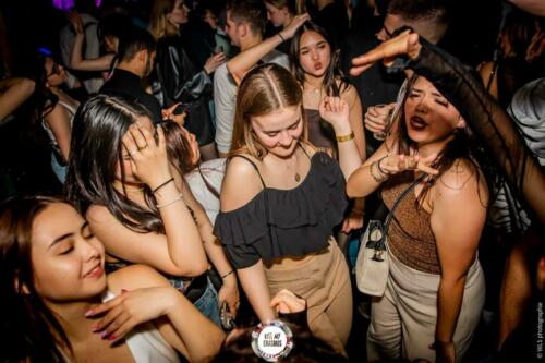 KISS MY ERASMUS @ CAFE OZ (chatelet)