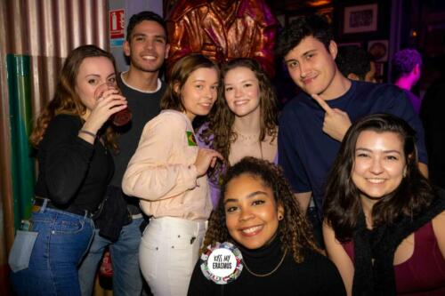 KISS MY ERASMUS @Cafe Oz Chatelet