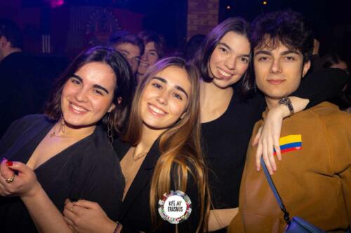 KISS MY ERASMUS @Cafe Oz Chatelet