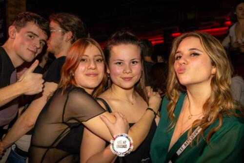 KISS MY ERASMUS @Cafe Oz Chatelet