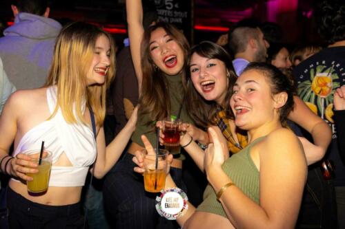 KISS MY ERASMUS @Cafe Oz Chatelet
