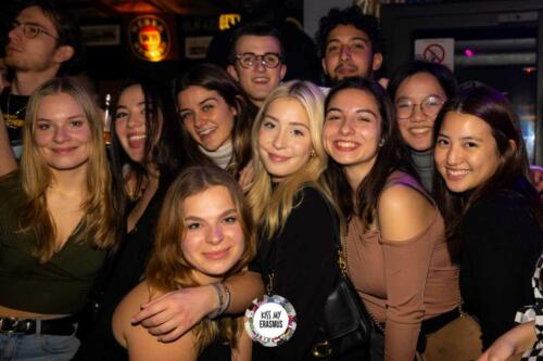 KISS MY ERASMUS @Cafe Oz Chatelet