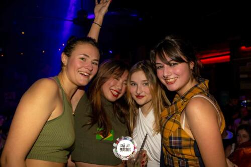KISS MY ERASMUS @Cafe Oz Chatelet