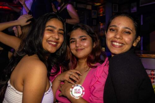 KISS MY ERASMUS @Cafe Oz Chatelet