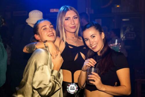 KISS MY ERASMUS @Café oz Chatelet