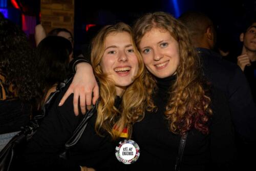 KISS MY ERASMUS @Cafe Oz Chatelet