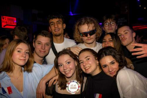 KISS MY ERASMUS @Cafe Oz Chatelet