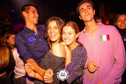 Kiss My Erasmus @Cafe Oz Chatelet