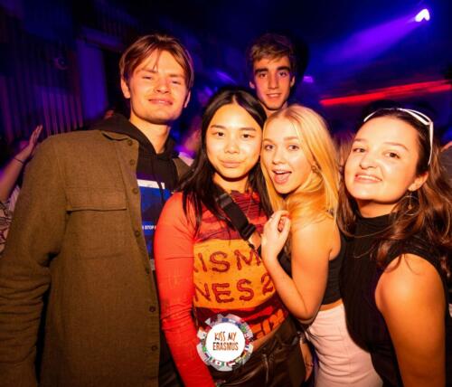 Kiss My Erasmus @Cafe Oz Chatelet