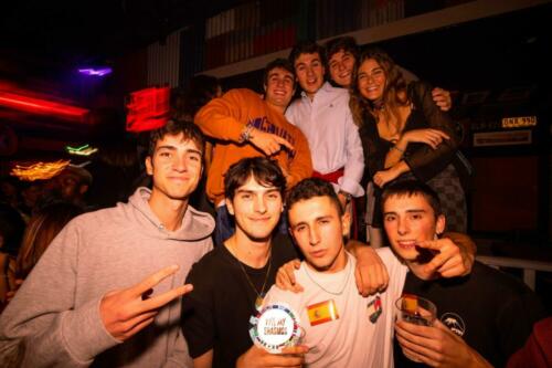 Kiss My Erasmus @Cafe Oz Chatelet