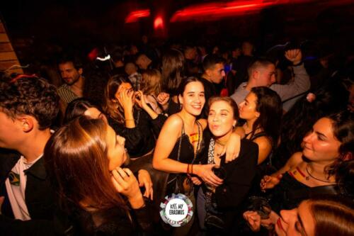 Kiss My Erasmus @Cafe Oz Chatelet