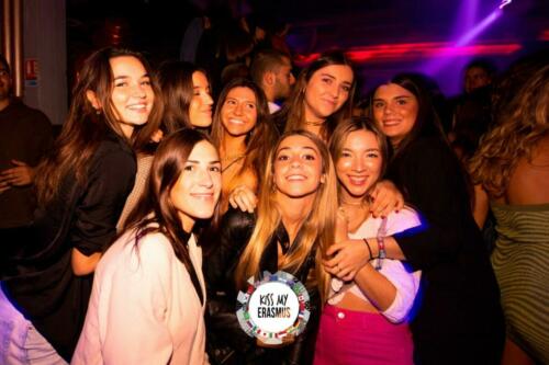 Kiss My Erasmus @Cafe Oz Chatelet