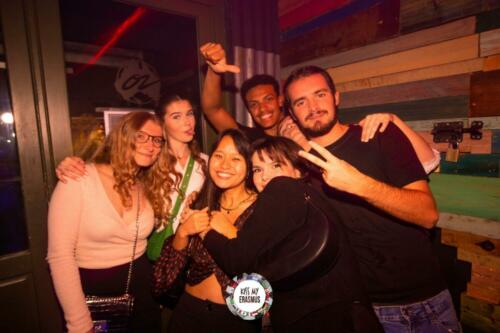 Kiss My Erasmus @Cafe Oz Chatelet