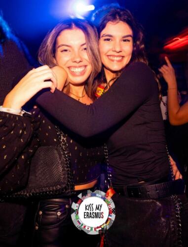 Kiss My Erasmus @Cafe Oz Chatelet